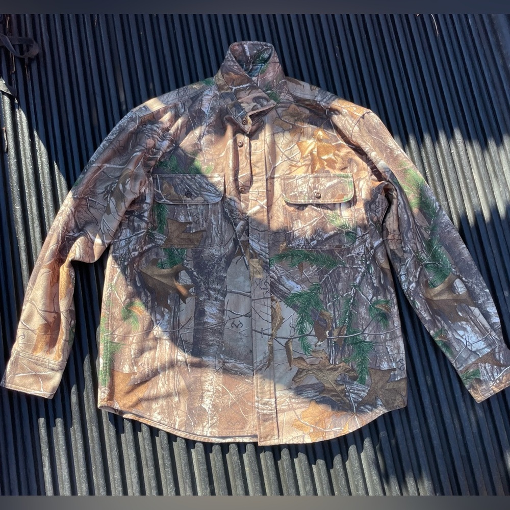 Cabelas Realtree Xtra Camo Flannel Button Up Shirt Men’s Size Medium